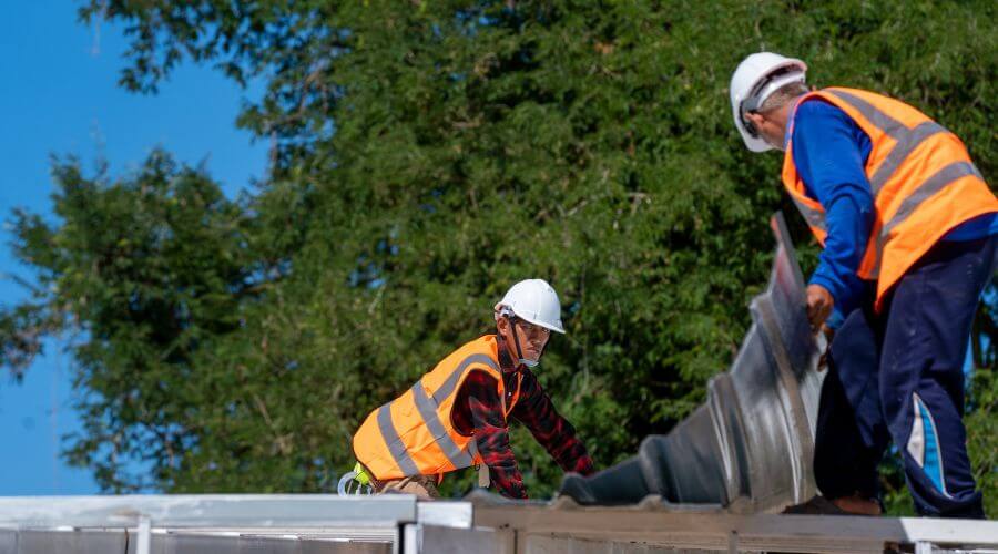 Expert Emergency Roof Repairs services in Almond, NY
